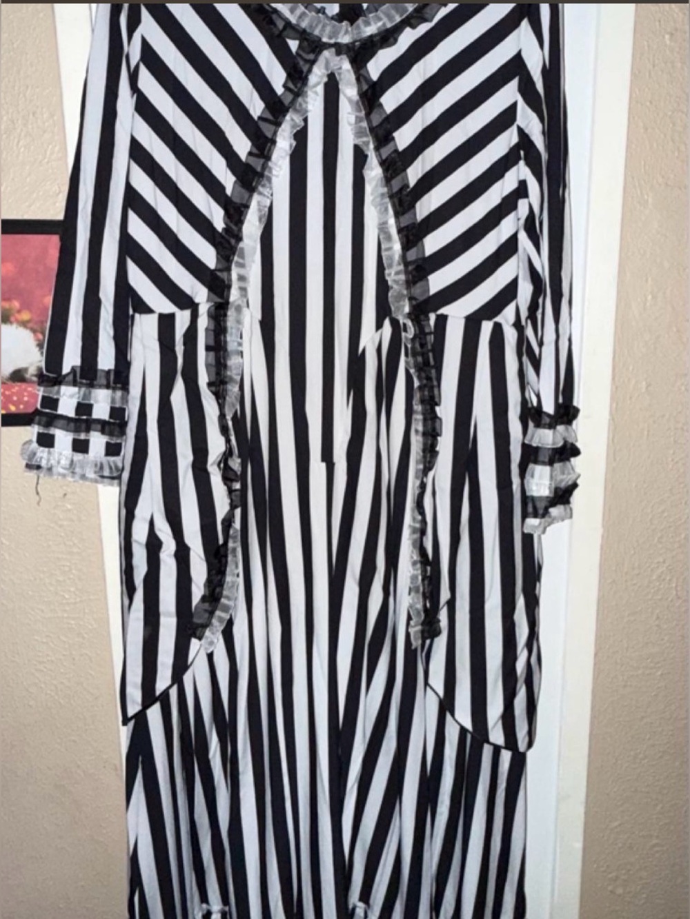 Sleepy hollow stripe dress - Picture 2 of 4